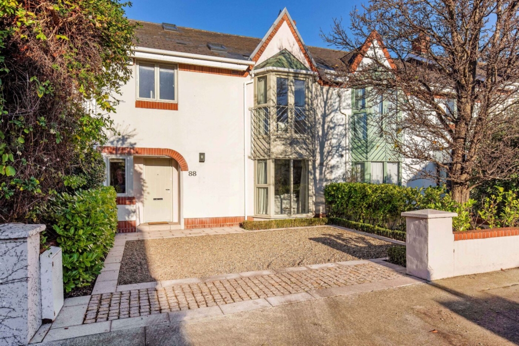 88 St Albans Park, Sandymount, Dublin 4, D04W2T0