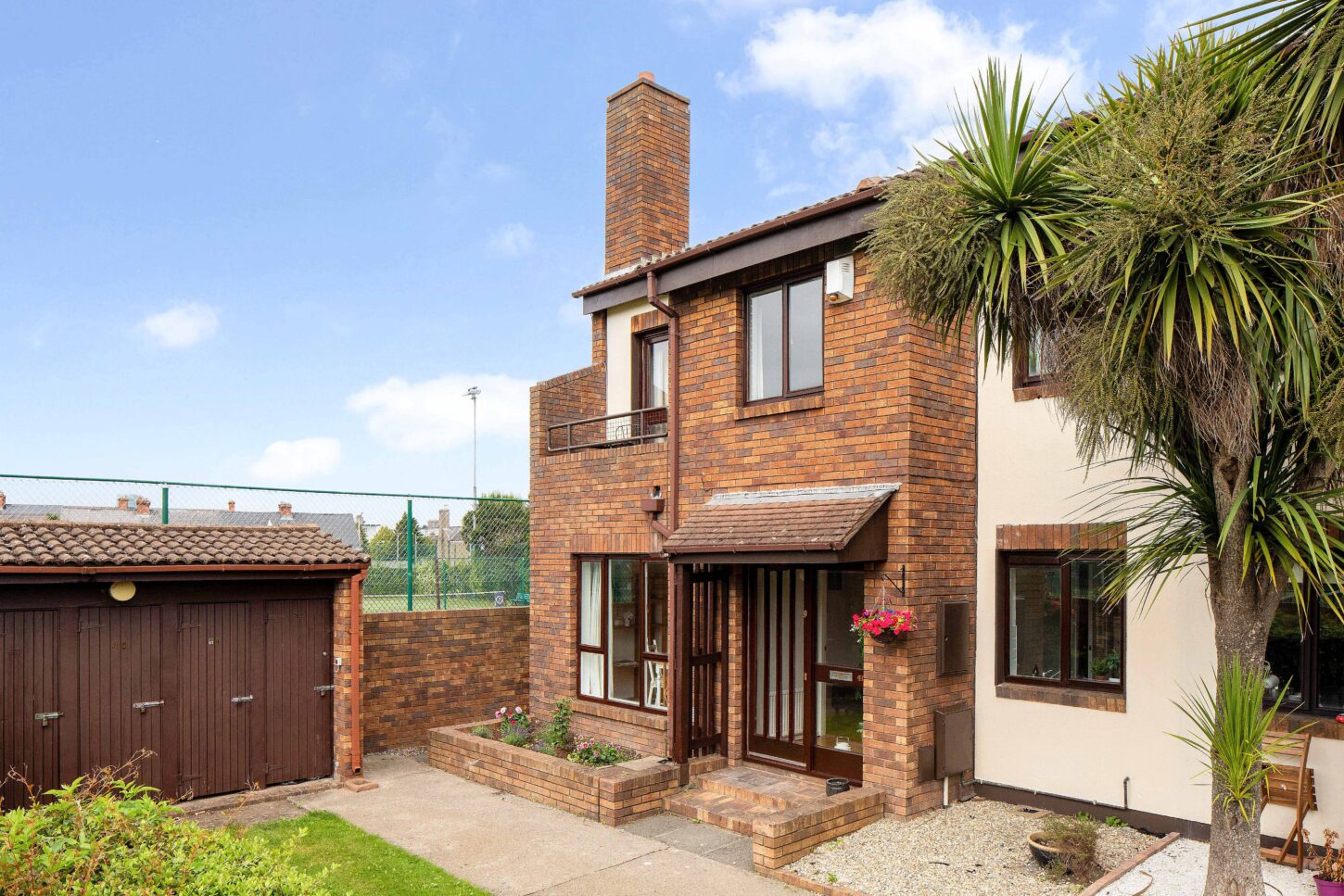 41 Landsdowne Village