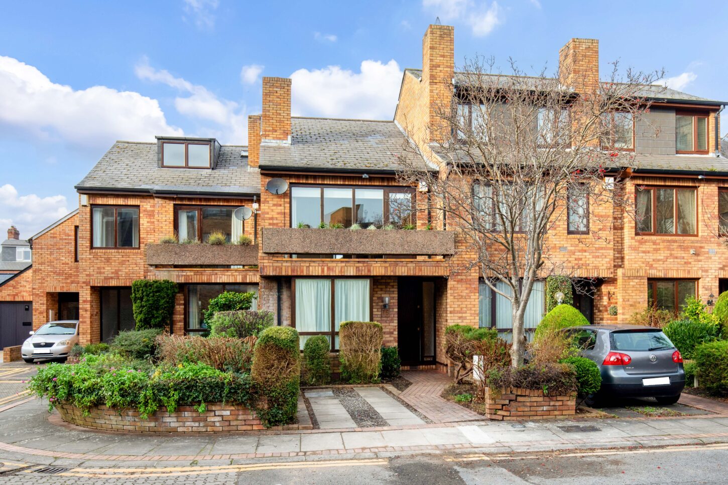 75 Merrion Village - Exterior