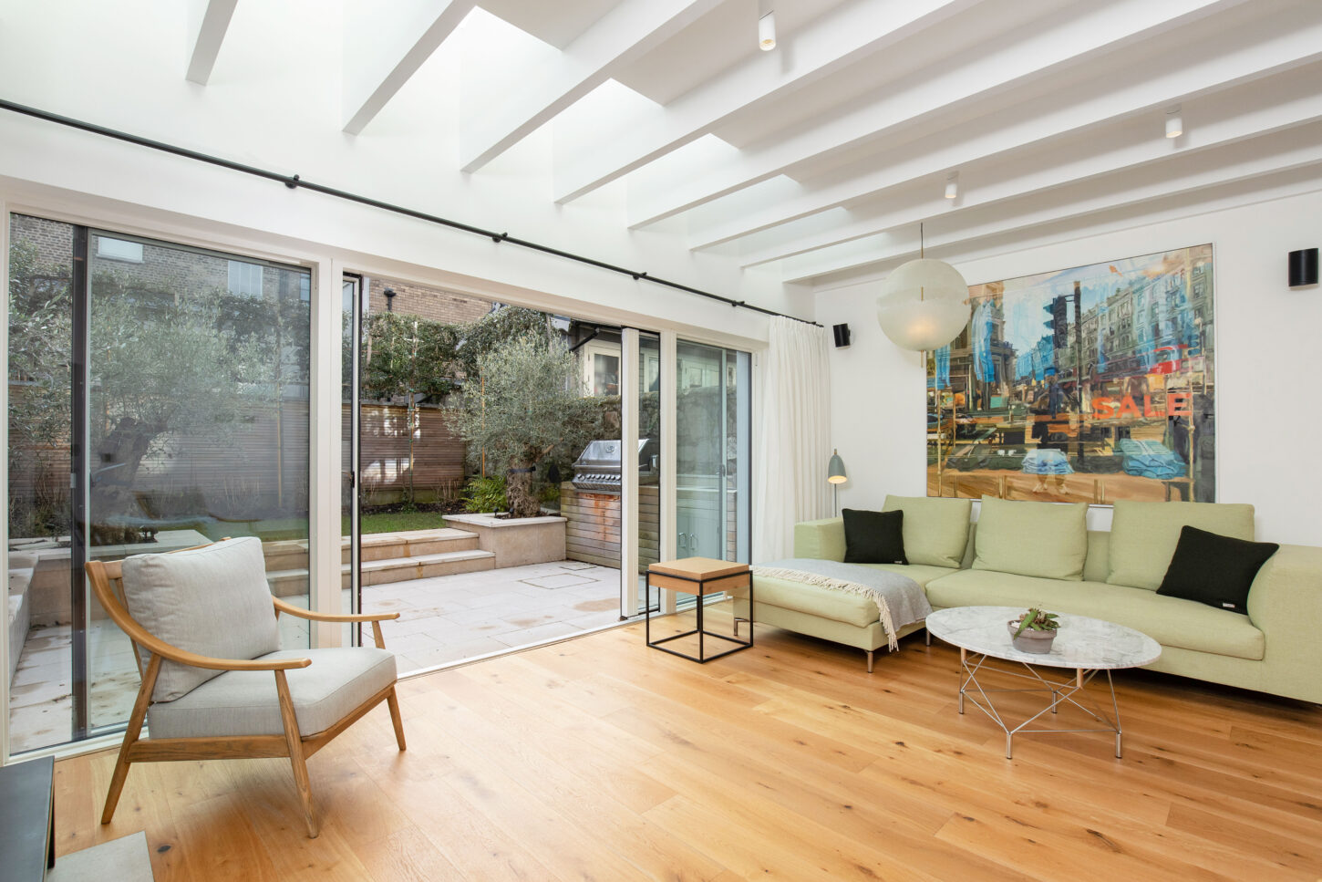 9 Cranmer Lane - Front