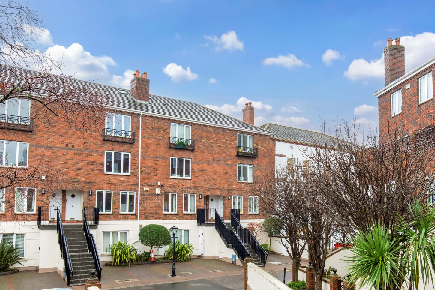 23 Camden Lock - Front